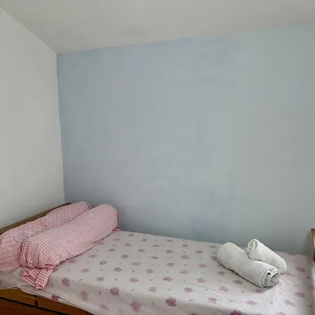 Holiday home Charmante Maison De A 400m De La - Fr-1-323-565 *