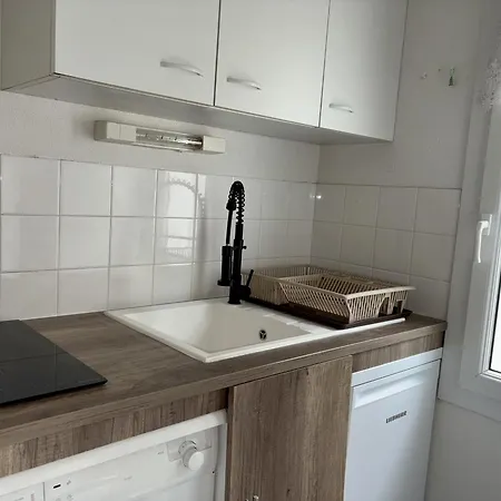 Charmante Maison De A 400m De La - Fr-1-323-565 Holiday home *